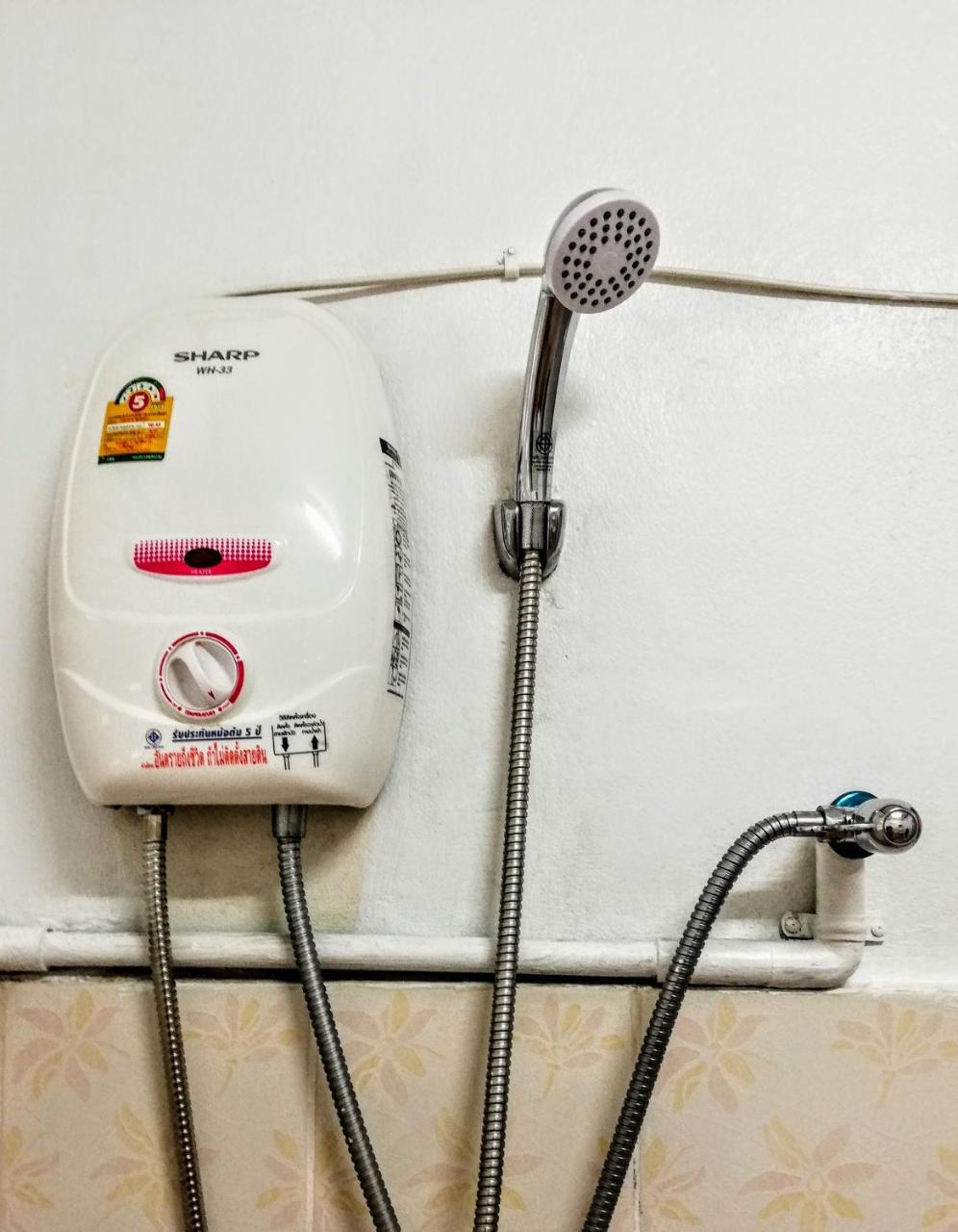 Champion Hostel 2 (Adults Only) شيانغ ماي المظهر الخارجي الصورة