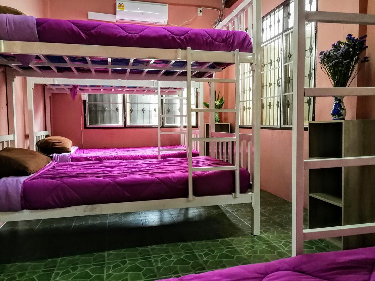 Champion Hostel 2 (Adults Only) شيانغ ماي المظهر الخارجي الصورة